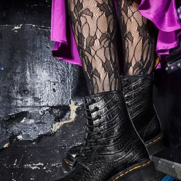 DR. MARTENS 1460 Women's Croc Emboss Leather Lace Up Boots - Gunmetal Wild Croc - Picture 12 of 12